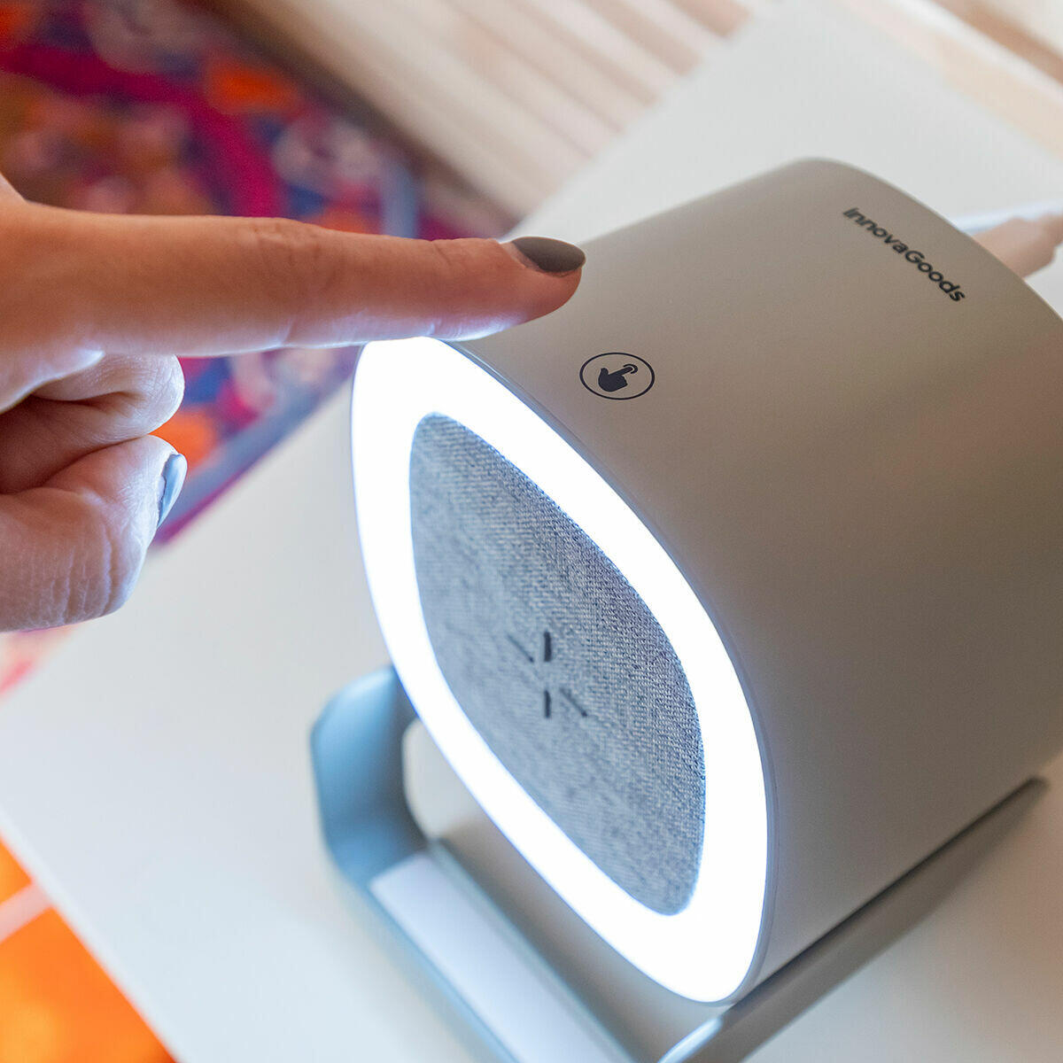 Altavoz + Carga Inalámbrica