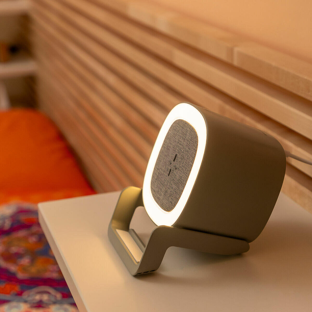 Altavoz + Carga Inalámbrica